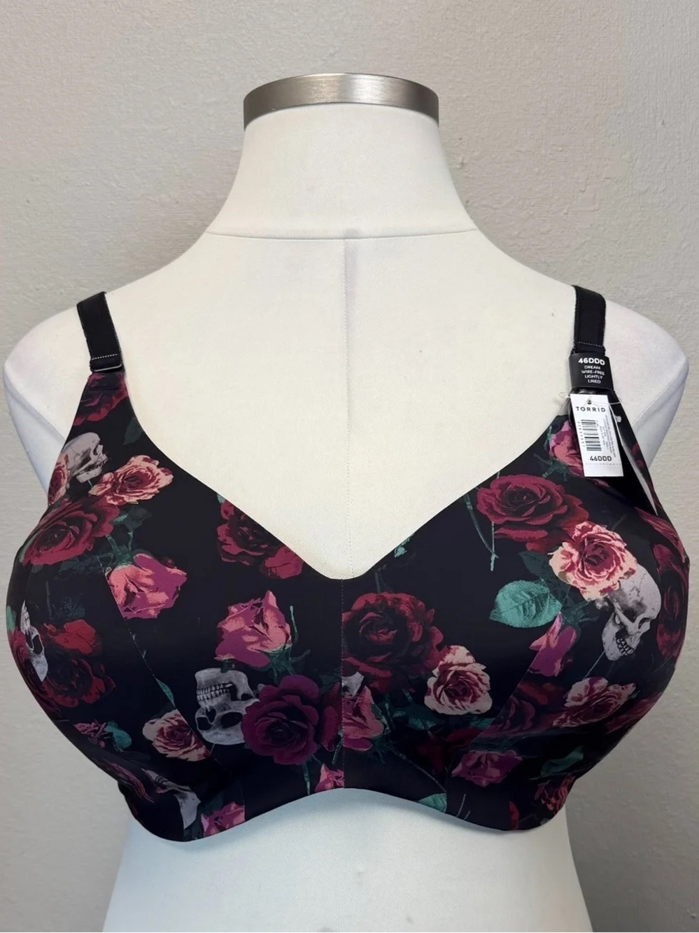 Torrid Black Floral Skull Wire Free Bra - New! - Size 46DDD